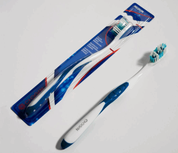 BROSSE À DENTS -SOIES MOYENNES (BLEU-BLANC) CHOGAN