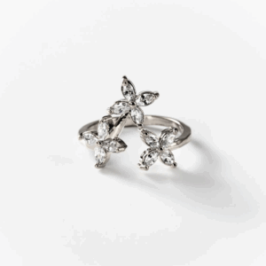 Bague tris de fleurs en métal rhodié CHOGAN