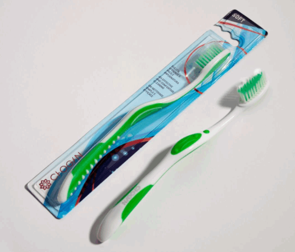 BROSSE À DENTS -SOIES SOUPLES (BLANC-VERT) CHOGAN